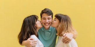 ეს ყველაზე სწორი წინასწარმეტყველებაა: აირჩიეთ შემთხვევითი რიცხვი და გაიგეთ რა გელით მომავალში