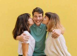 ეს ყველაზე სწორი წინასწარმეტყველებაა: აირჩიეთ შემთხვევითი რიცხვი და გაიგეთ რა გელით მომავალში