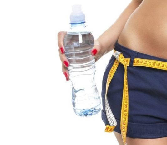 როგორ უნდა გავხდეთ წყლის დიეტის მეშვეობით? ამ დროს შეგიძლიათ ნებისმიერი რამ ჭამოთ!