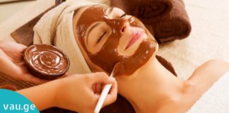 ეს შოკოლადის ნაღებია და არ უნდა ჭამოთ, ის სახეზე უნდა წაისვათ.. ნაოჭები განადგურებულია!