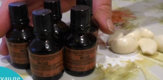 სისხლჩაქცევებისა და სახსრების ტკივილის დროს სცადეთ იოდისა და ნივრის ნარევი.