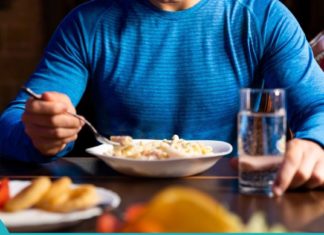 უნდა დალიოთ თუ არა წყალი ჭამის დროს? რა იცით ამის შესახებ?