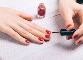 ოდესმე თუ დაფიქრებულხართ რა მდგომარეობაში აღმოჩნდება ფრჩხილები თუ მანიკურის გამოყენებას შეწყვეტთ?!