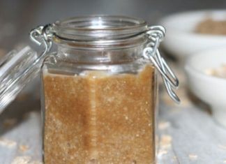 გასახდომი სკრაბი, რომელიც მარტივად მზადდება სახლის პირობებში