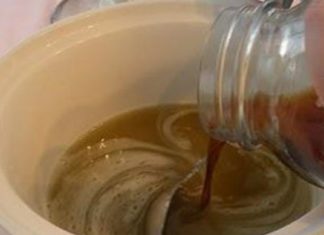 აურიეთ ნავთი, ზეთი, სარეცხის საპონი და თქვენ მიიღებთ საუკეთესო წამალს ოსტეოქონდროზის სამკურნალოდ