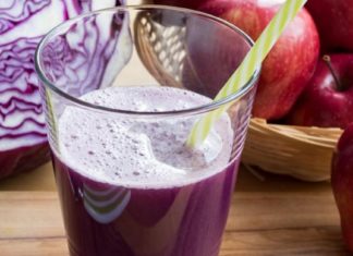 სასრაფოდ შეაჩერეთ ოსტეოპოროზი: ჩვენ გირჩევთ მარტივ წვენს, რომელსაც შეუძლია ხელი შეუშალოს მის განვითარებას.