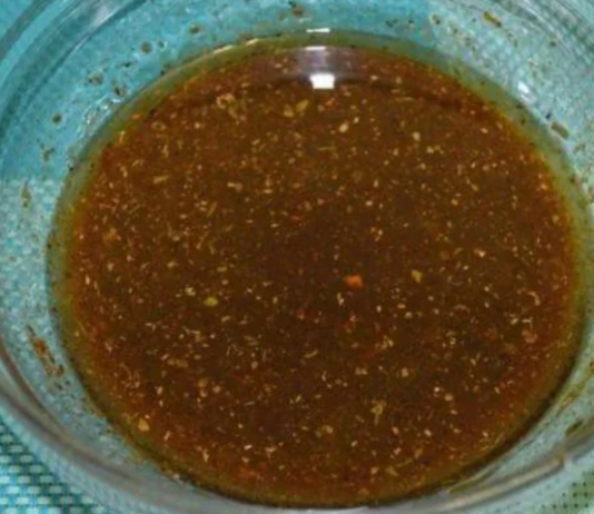 ამ სამკურნალო საშუალების ძირითადი ინგრედიენტი არის კოჭა, რომელიც ფილტვებიდან გამოდევნის ლორწოს.