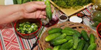 კიტრის ჭამისას, ალბათ, მხოლოდ მის გემოზე ფიქრობთ, თუმცა ამ სტატიის წაკითხვის შემდეგ ყოველთვის გაგახსენდებათ ის დადებითი თვისებები, რასაც ახლა გაიგებთ!