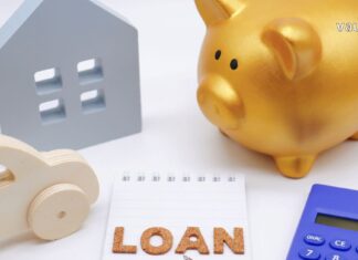 სწრაფი სესხები საქართველოში: გზამკვლევი გონივრული ფინანსური გადაწყვეტილებებისთვის Calculator, notebook, and money representing responsible borrowing and fast loans in Georgia.